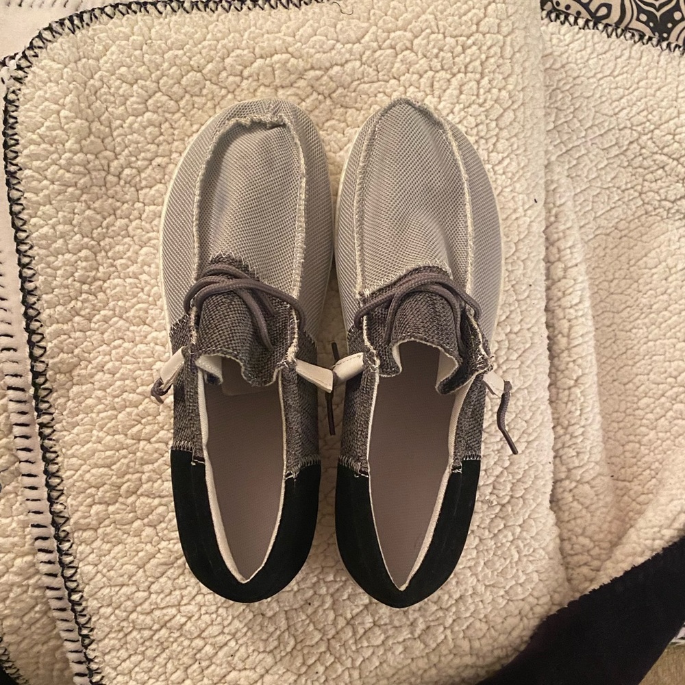Mens slip ons